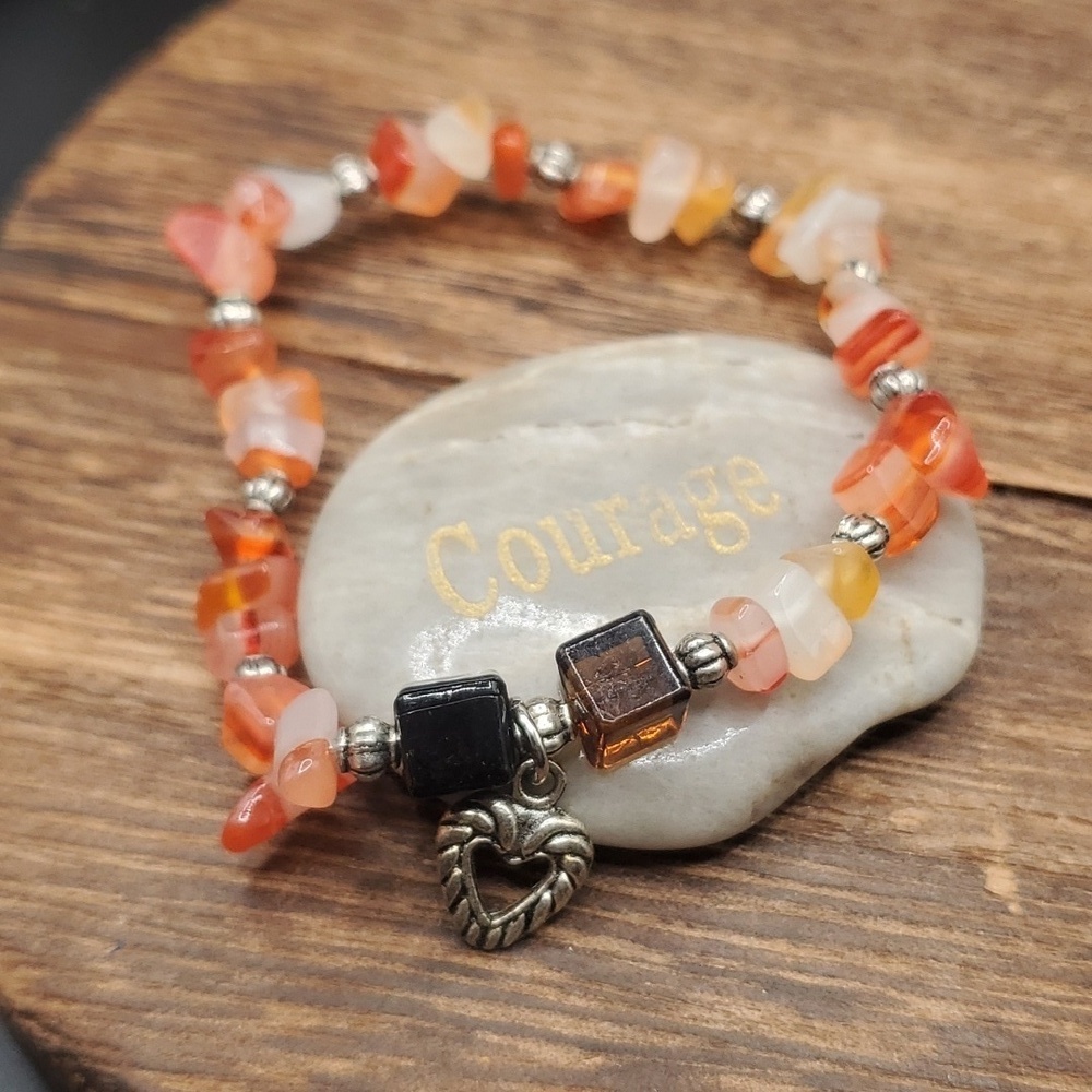 B2025 carnelian chip precious‎ stone sterling heart bracelet